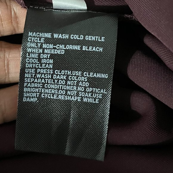 UNIQLO SHORT DOLMAN SLEEVE V NECK CRISS CROSS BACK TOP WOMEN BURGUNDY SIZE XS - Picture 6 of 10